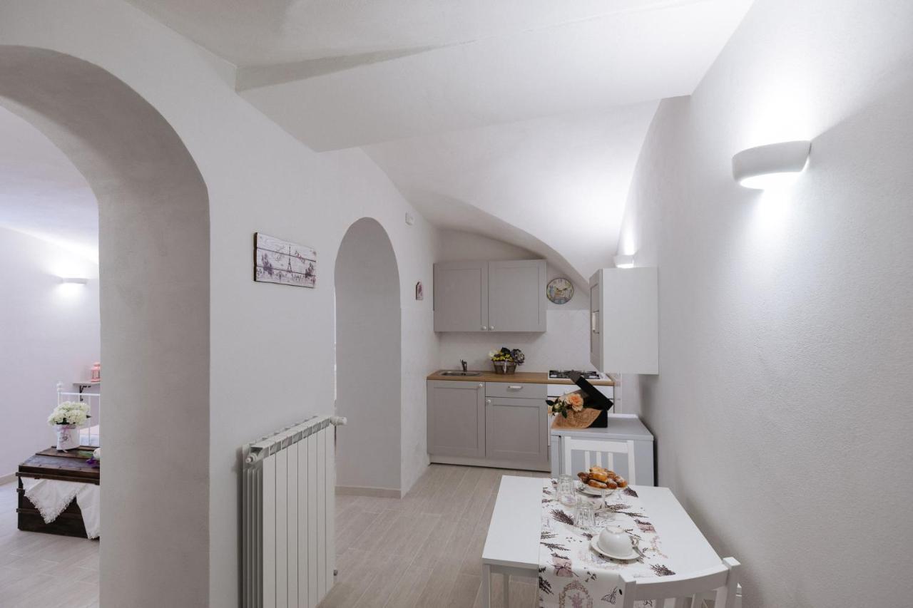 La Casa Di Aneti Apartment Долчеакуа Екстериор снимка