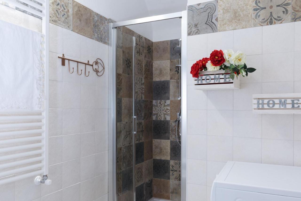 La Casa Di Aneti Apartment Долчеакуа Екстериор снимка